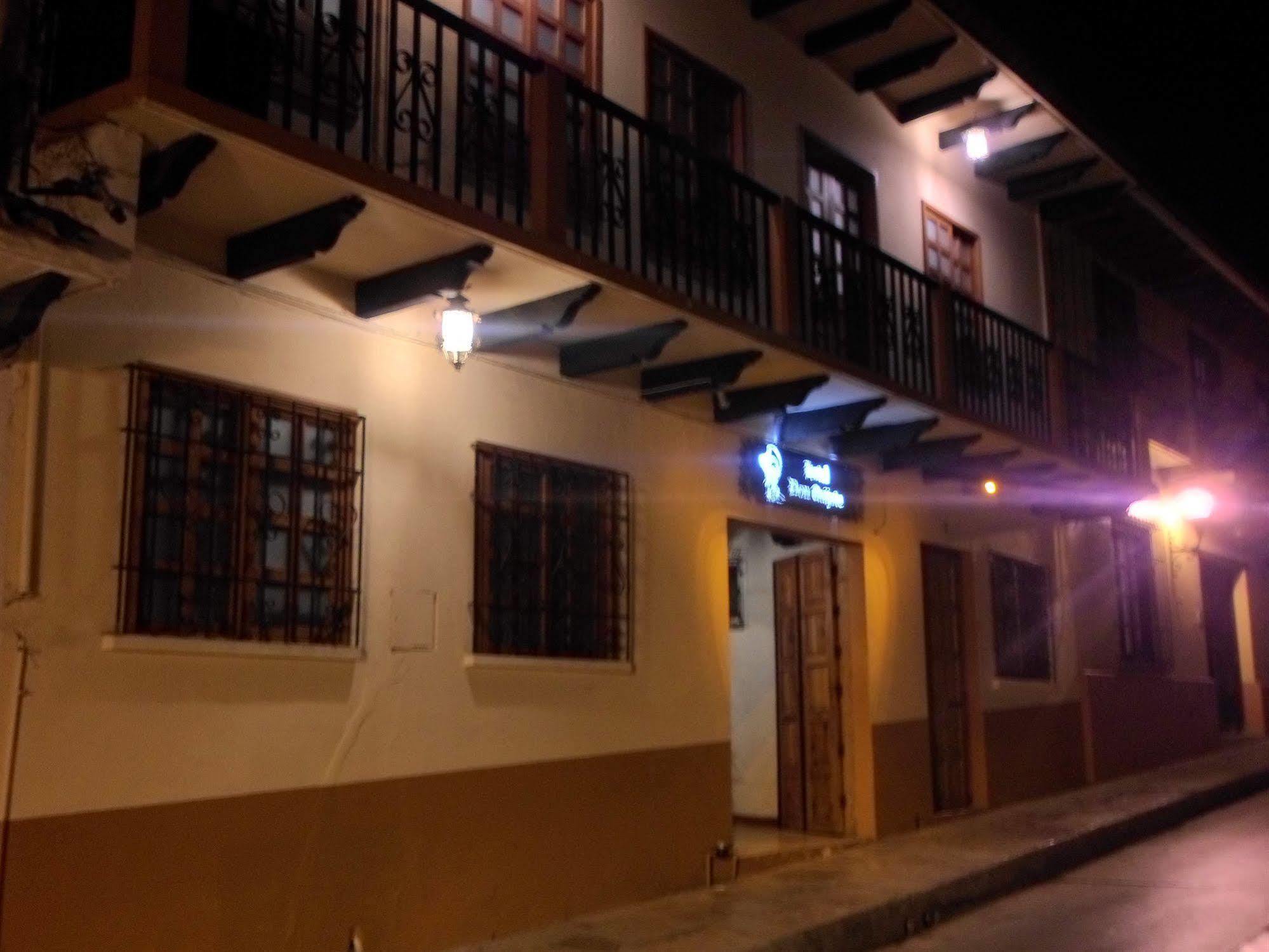 Hotel Don Quijote San Cristóbal de Las Casas Exterior foto